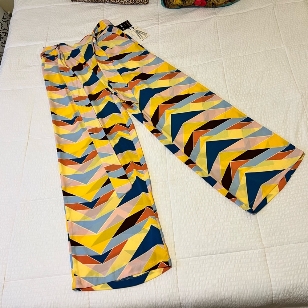 NWT Forever 21 Geometric Print Wide Leg Palazzo Pants